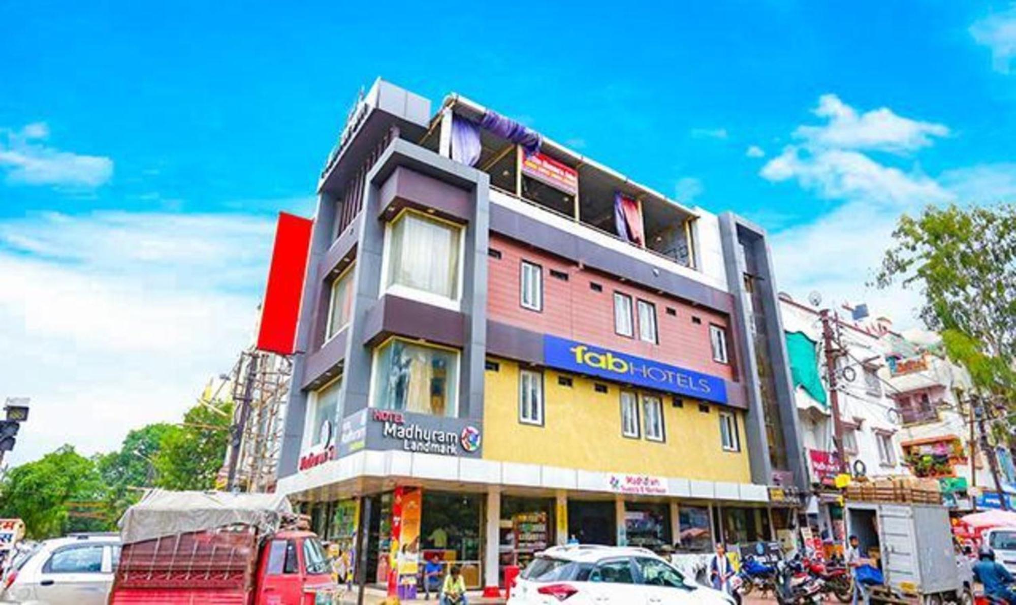 Fabexpress Madhuram Landmark Bhopal Exteriör bild